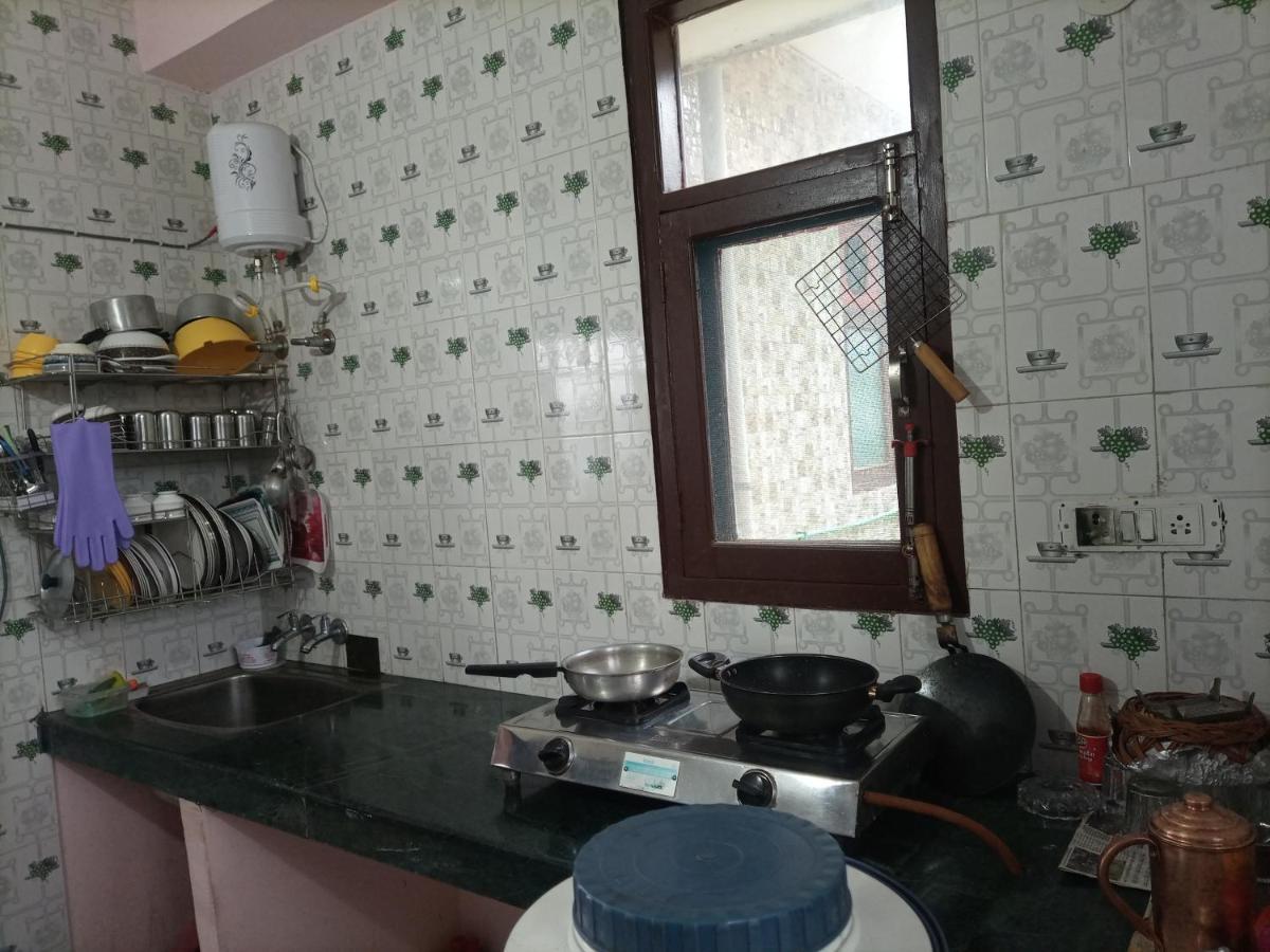 Thakur Homes- Couple And Family Friendly Homestay Шимла Экстерьер фото