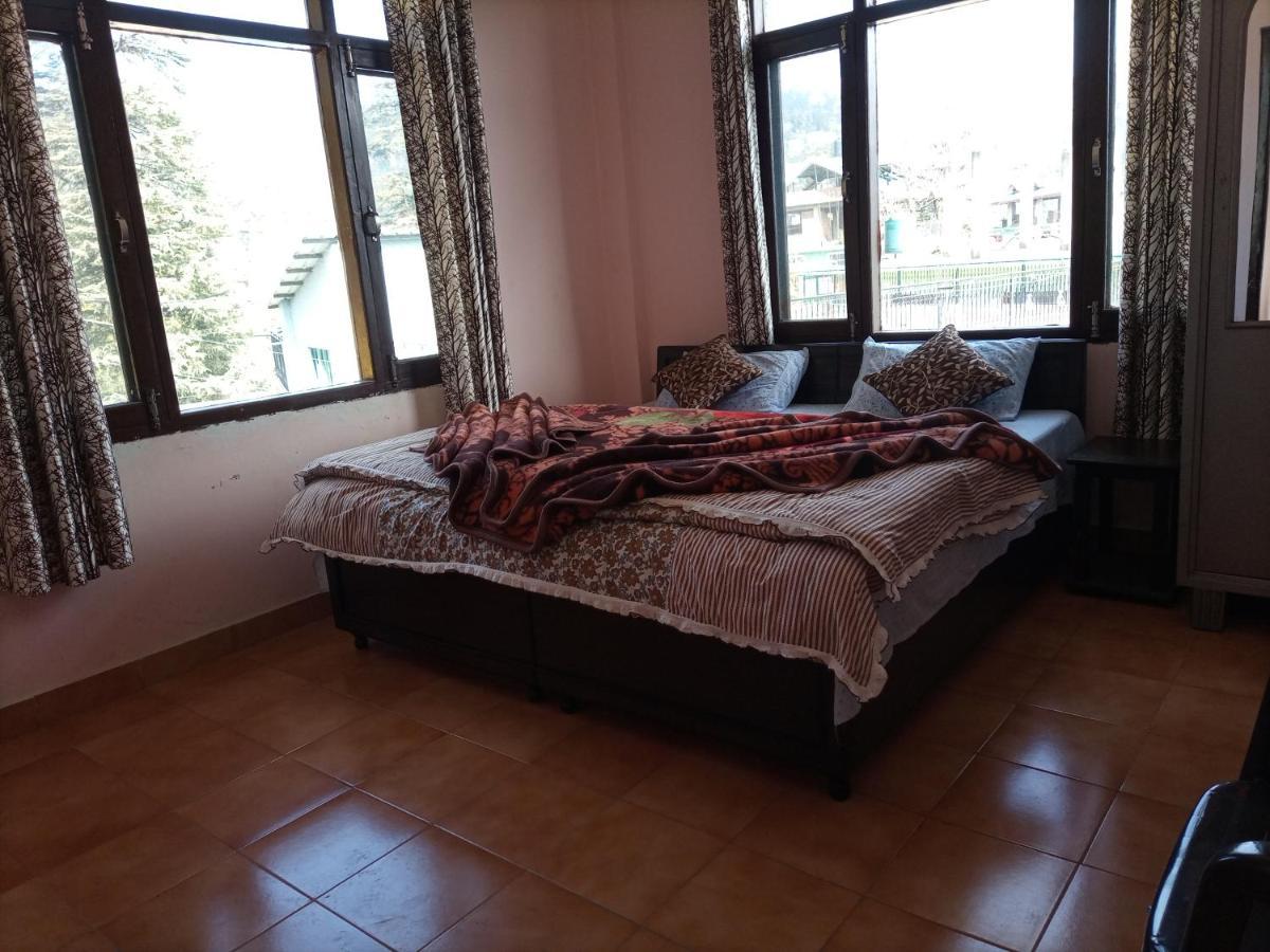 Thakur Homes- Couple And Family Friendly Homestay Шимла Экстерьер фото