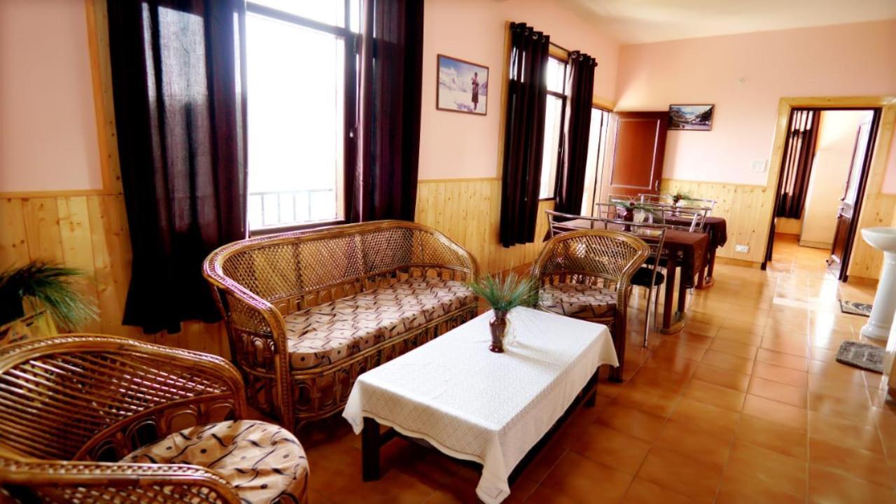 Thakur Homes- Couple And Family Friendly Homestay Шимла Экстерьер фото