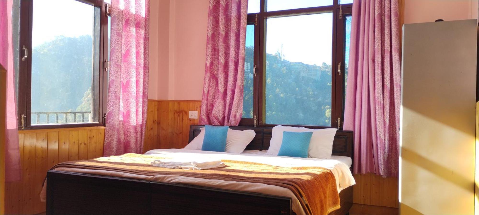 Thakur Homes- Couple And Family Friendly Homestay Шимла Экстерьер фото