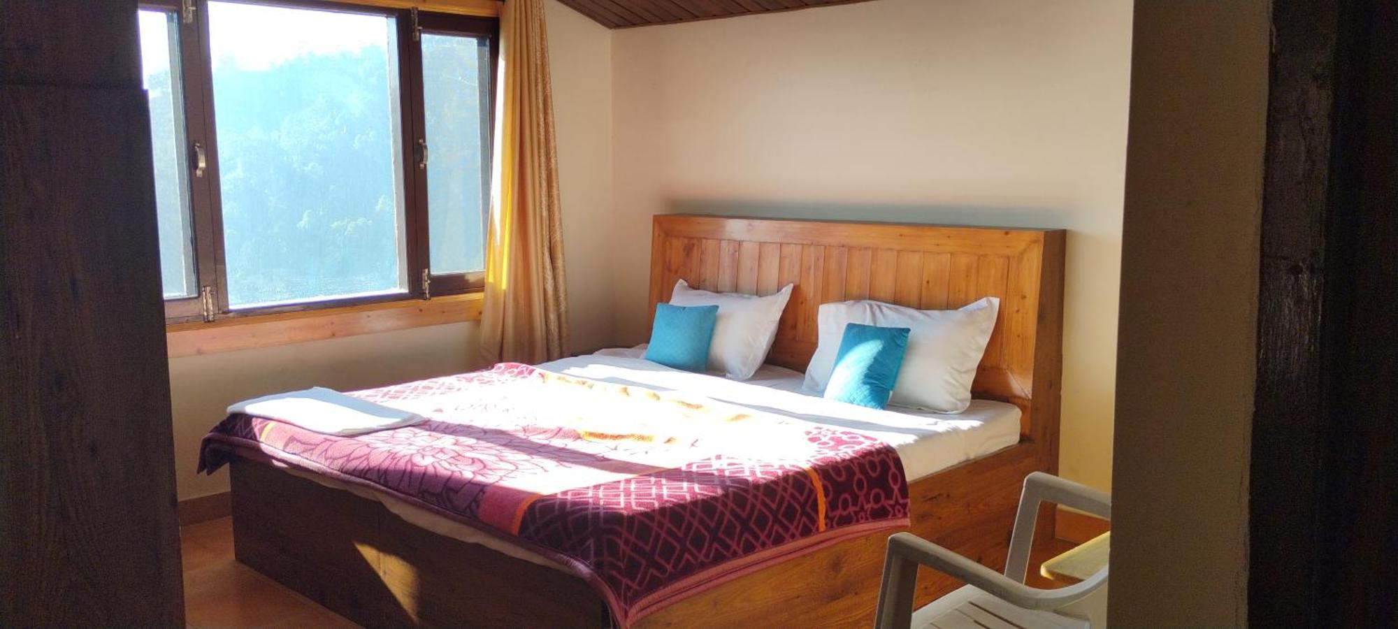 Thakur Homes- Couple And Family Friendly Homestay Шимла Экстерьер фото