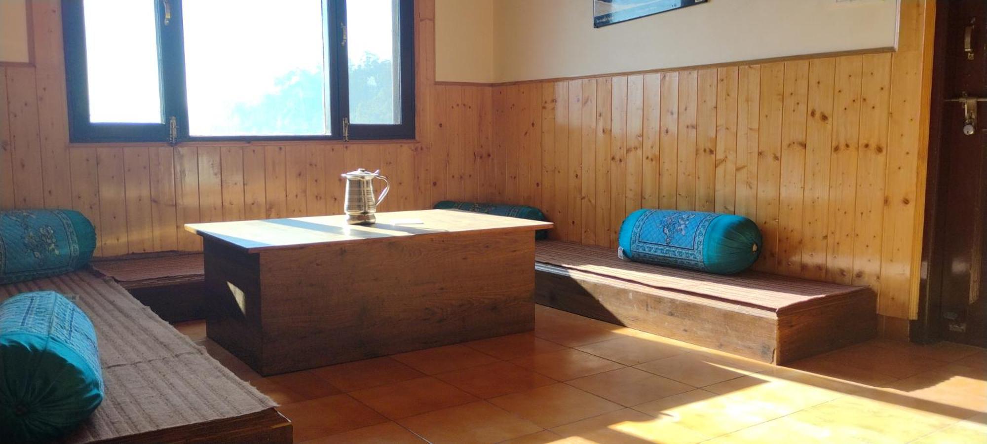 Thakur Homes- Couple And Family Friendly Homestay Шимла Экстерьер фото
